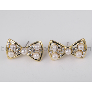 Fashion Bowknot with Pearl Earrings